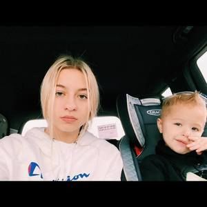 Meet your Posher, Skylar